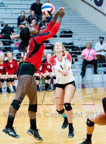 Thumbnail 1 in Rockwall-Heath vs Rowlett photogallery.