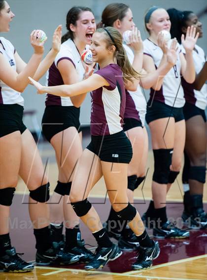 Thumbnail 2 in Rockwall-Heath vs Rowlett photogallery.