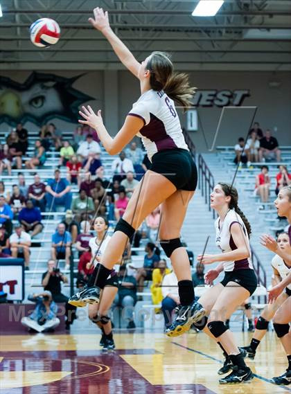 Thumbnail 2 in Rockwall-Heath vs Rowlett photogallery.