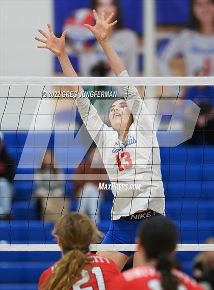 Thumbnail 1 in University @ Tamalpais (CIF NCS D3 Playoff) photogallery.