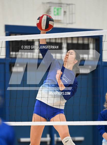 Thumbnail 1 in University @ Tamalpais (CIF NCS D3 Playoff) photogallery.