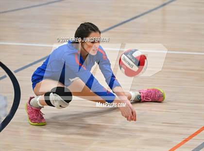 Thumbnail 1 in University @ Tamalpais (CIF NCS D3 Playoff) photogallery.