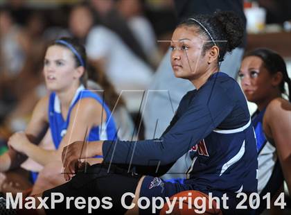 Thumbnail 2 in San Diego Senior All-Star Game (Girls) photogallery.
