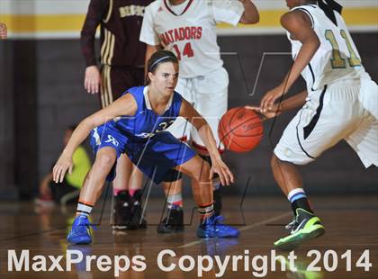 Thumbnail 3 in San Diego Senior All-Star Game (Girls) photogallery.