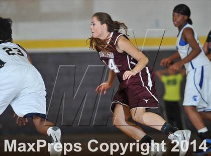 Thumbnail 2 in San Diego Senior All-Star Game (Girls) photogallery.