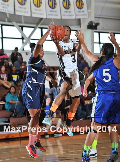 Thumbnail 1 in San Diego Senior All-Star Game (Girls) photogallery.