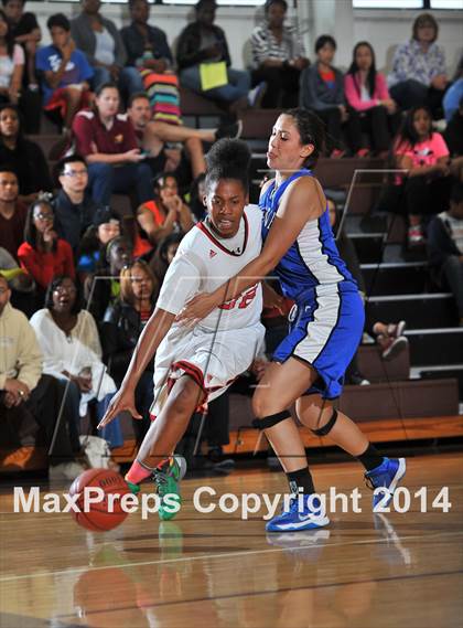 Thumbnail 3 in San Diego Senior All-Star Game (Girls) photogallery.