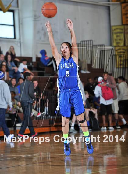 Thumbnail 3 in San Diego Senior All-Star Game (Girls) photogallery.