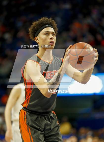 Thumbnail 3 in Fern Creek vs Cooper (KHSAA Sweet 16 Semifinal) photogallery.