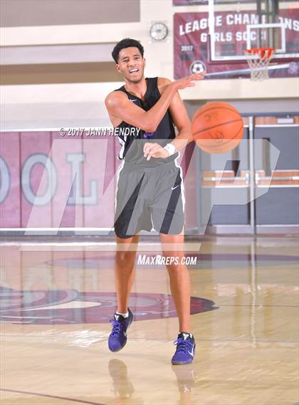 Thumbnail 1 in Bellevue vs. Garfield (Rancho Mirage Holiday Invitational) photogallery.
