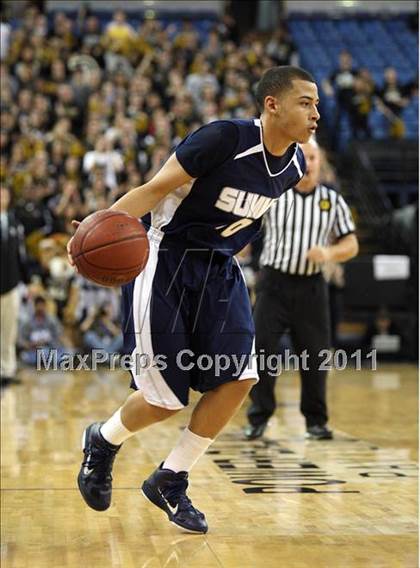 Thumbnail 1 in Archbishop Mitty vs. Summit (CIF State D2 Final) photogallery.