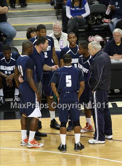 Thumbnail 1 in Archbishop Mitty vs. Summit (CIF State D2 Final) photogallery.