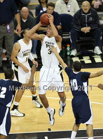 Thumbnail 1 in Archbishop Mitty vs. Summit (CIF State D2 Final) photogallery.