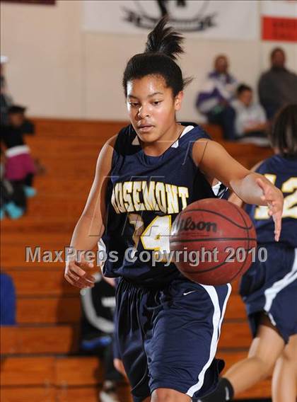 Thumbnail 2 in Rosemont vs. Bella Vista (Jimmy V Classic) photogallery.