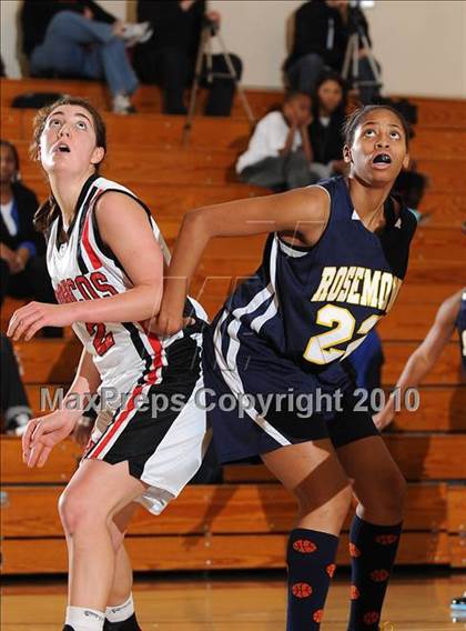 Thumbnail 1 in Rosemont vs. Bella Vista (Jimmy V Classic) photogallery.