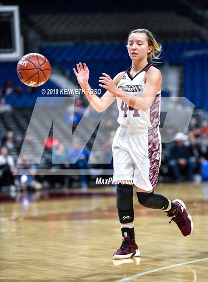 Thumbnail 2 in Martins Mill vs. Grapeland (UIL 2A Final) photogallery.