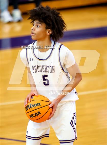 Thumbnail 2 in Caldwell Academy vs Broughton (John Wall Holiday Invitational) photogallery.