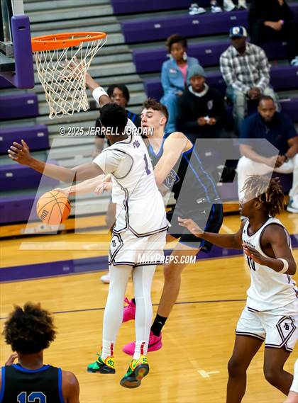 Thumbnail 3 in Caldwell Academy vs Broughton (John Wall Holiday Invitational) photogallery.