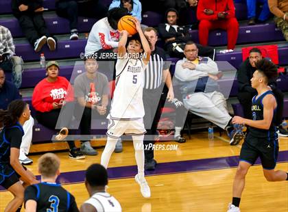Thumbnail 3 in Caldwell Academy vs Broughton (John Wall Holiday Invitational) photogallery.