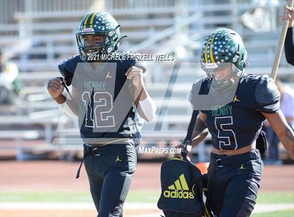 Thumbnail 3 in Patrick Henry vs University City (CIF SDS D4 Final) photogallery.