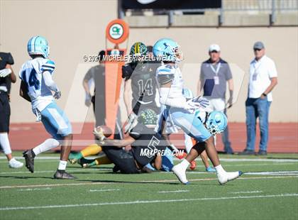 Thumbnail 1 in Patrick Henry vs University City (CIF SDS D4 Final) photogallery.