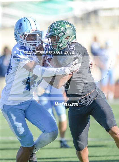 Thumbnail 3 in Patrick Henry vs University City (CIF SDS D4 Final) photogallery.