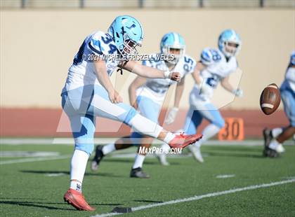 Thumbnail 1 in Patrick Henry vs University City (CIF SDS D4 Final) photogallery.