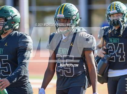 Thumbnail 3 in Patrick Henry vs University City (CIF SDS D4 Final) photogallery.