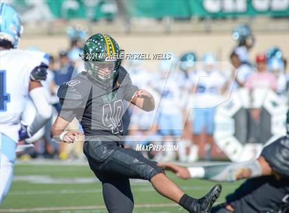 Thumbnail 2 in Patrick Henry vs University City (CIF SDS D4 Final) photogallery.