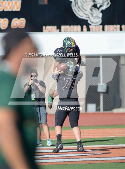 Thumbnail 3 in Patrick Henry vs University City (CIF SDS D4 Final) photogallery.
