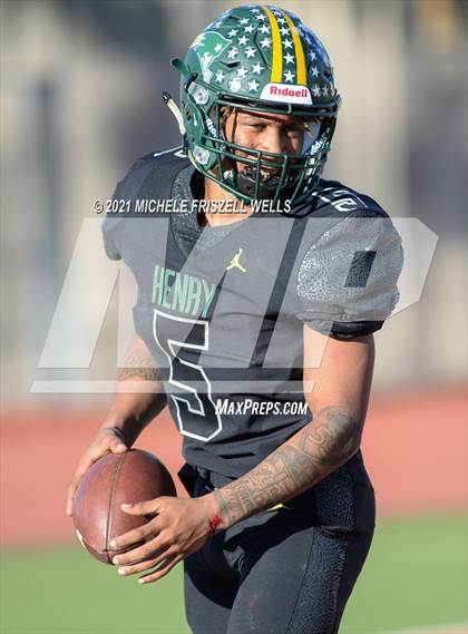 Thumbnail 2 in Patrick Henry vs University City (CIF SDS D4 Final) photogallery.