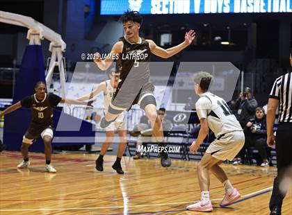 Thumbnail 2 in East Rochester @ Avon (NYSPHSAA CLASS B2 FINAL) photogallery.