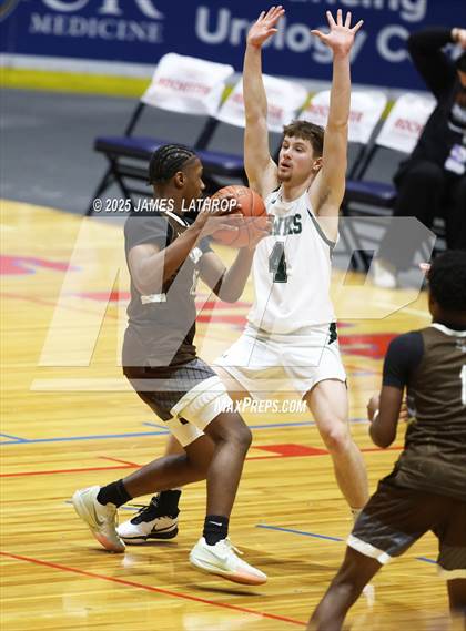 Thumbnail 1 in East Rochester @ Avon (NYSPHSAA CLASS B2 FINAL) photogallery.