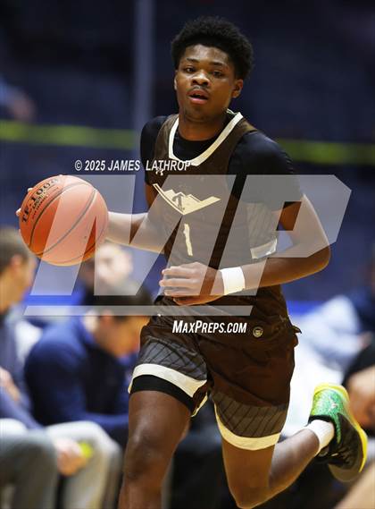Thumbnail 2 in East Rochester @ Avon (NYSPHSAA CLASS B2 FINAL) photogallery.