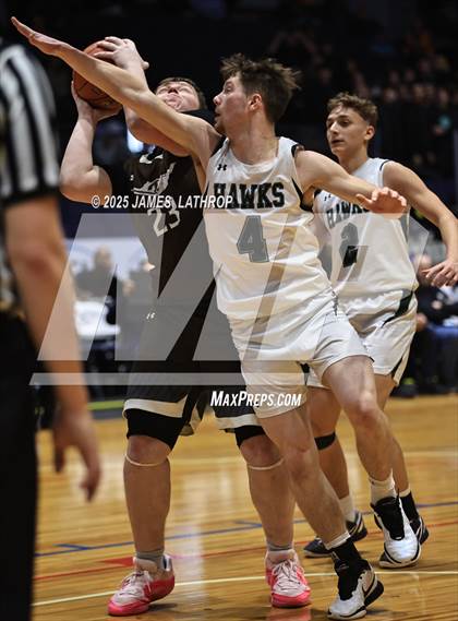 Thumbnail 3 in East Rochester @ Avon (NYSPHSAA CLASS B2 FINAL) photogallery.