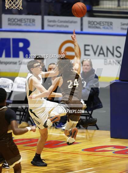 Thumbnail 2 in East Rochester @ Avon (NYSPHSAA CLASS B2 FINAL) photogallery.