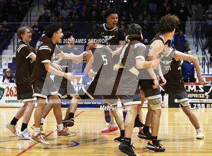Thumbnail 2 in East Rochester @ Avon (NYSPHSAA CLASS B2 FINAL) photogallery.