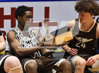 Thumbnail 2 in East Rochester @ Avon (NYSPHSAA CLASS B2 FINAL) photogallery.