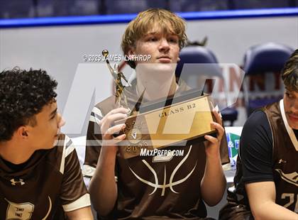 Thumbnail 2 in East Rochester @ Avon (NYSPHSAA CLASS B2 FINAL) photogallery.