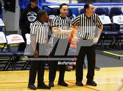 Thumbnail 2 in East Rochester @ Avon (NYSPHSAA CLASS B2 FINAL) photogallery.