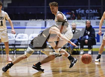 Thumbnail 2 in East Rochester @ Avon (NYSPHSAA CLASS B2 FINAL) photogallery.