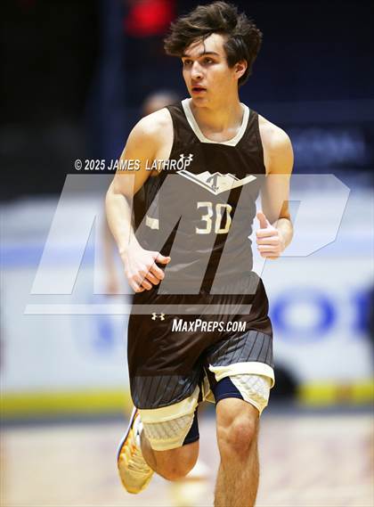 Thumbnail 2 in East Rochester @ Avon (NYSPHSAA CLASS B2 FINAL) photogallery.