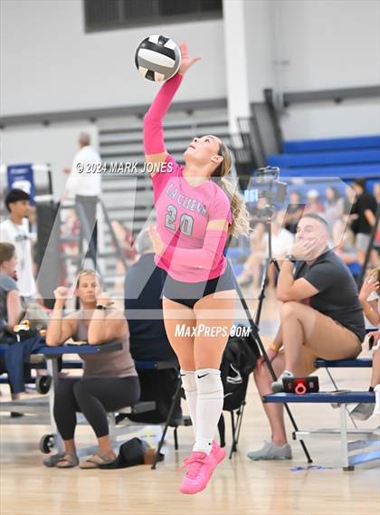 Thumbnail 3 in La Cueva vs. Bishop's (Nike TOC Southwest) photogallery.