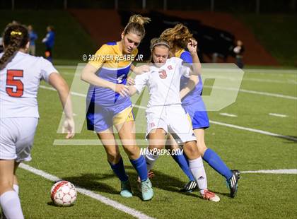 Thumbnail 2 in Derry @ Southmoreland photogallery.