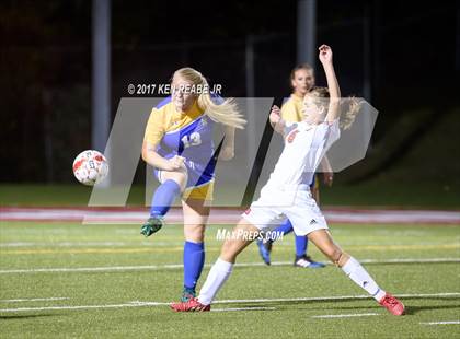 Thumbnail 1 in Derry @ Southmoreland photogallery.