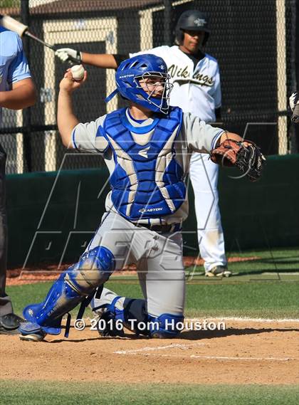 Thumbnail 3 in Northview vs Charter Oak photogallery.