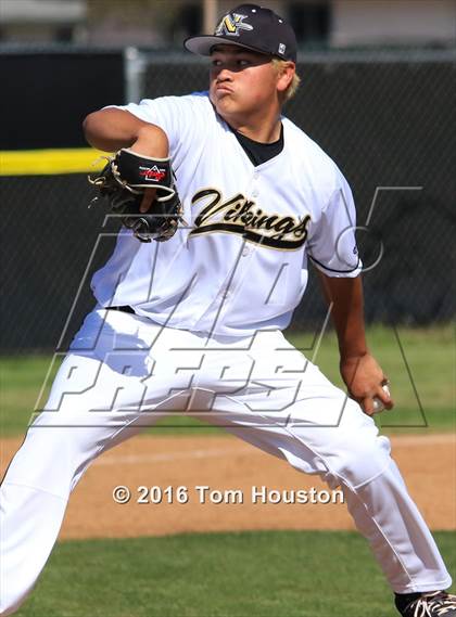 Thumbnail 3 in Northview vs Charter Oak photogallery.