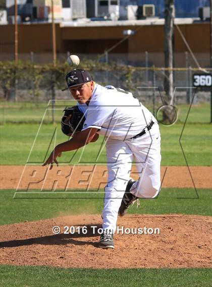 Thumbnail 3 in Northview vs Charter Oak photogallery.