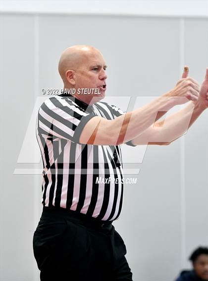 Thumbnail 1 in Burbank vs. Cosumnes Oaks (Fortune Showcase) photogallery.