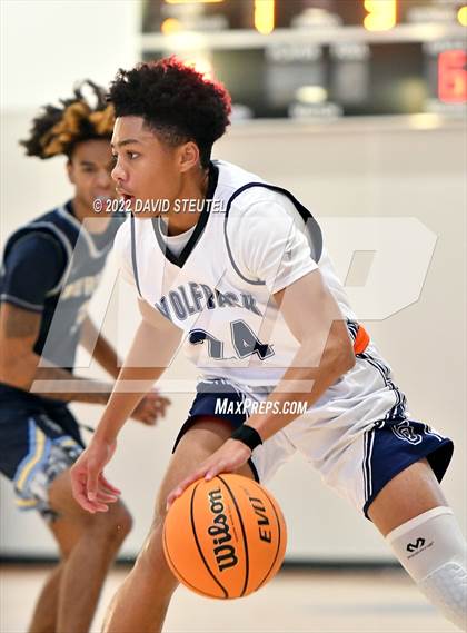 Thumbnail 1 in Burbank vs. Cosumnes Oaks (Fortune Showcase) photogallery.